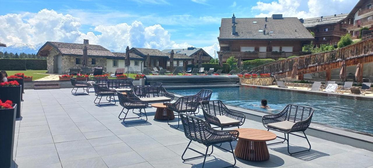 Apartment 24 Hotel Etrier Pool & Spa Crans-Montana Exterior foto